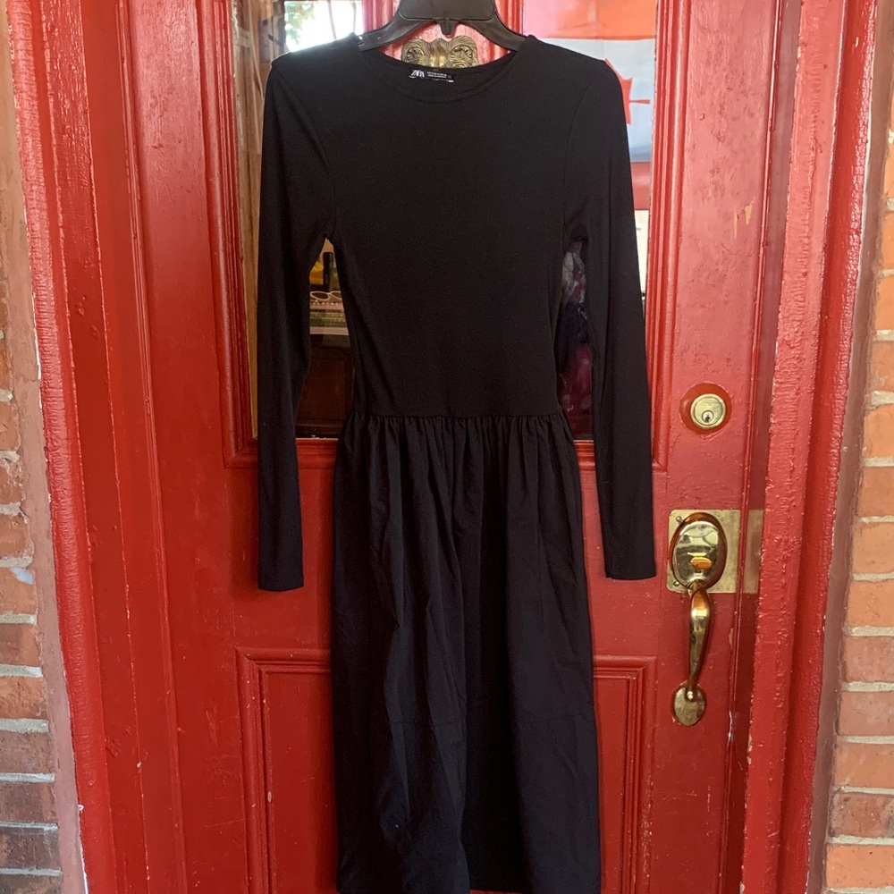 Zara Classic Black Long Sleeve Dress